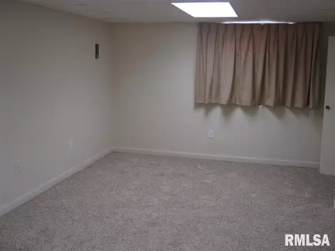 124 Archer Ave, Springfield, IL 62704 photo 14