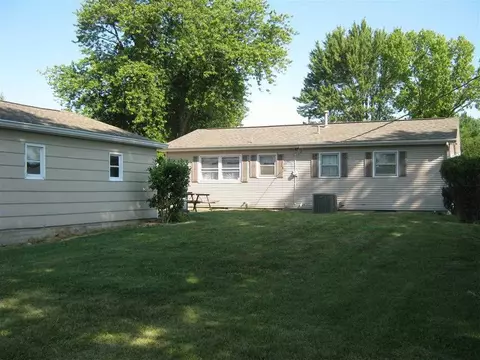 124 Archer Ave, Springfield, IL 62704 photo 2