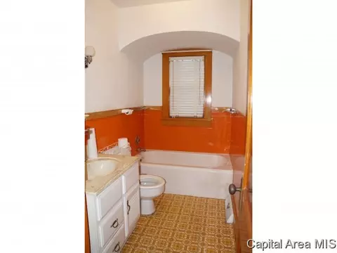 2533 S 7th St, Springfield, IL 62703 photo 8