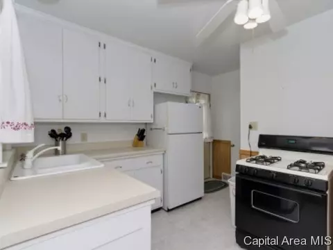 2339 S Pasfield St, Springfield, IL 62704 photo 4