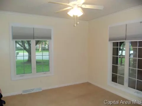 3217 W Point Dr, Springfield, IL 62704 photo 12