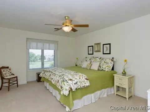 4420 Foxhall Ln, Springfield, IL 62711 photo 12