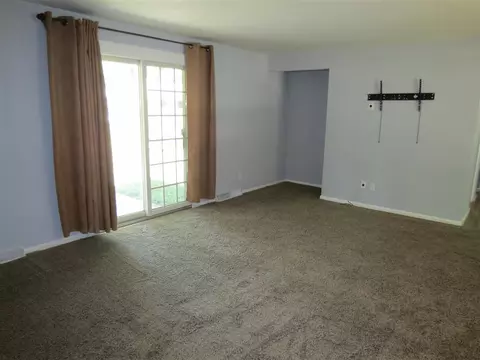 3127 S 1st St, Springfield, IL 62703 photo 5