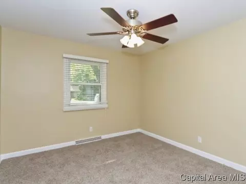41 Lakewind Dr, Springfield, IL 62703 photo 10