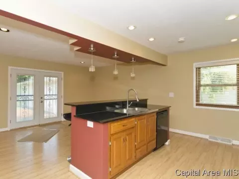 41 Lakewind Dr, Springfield, IL 62703 photo 4