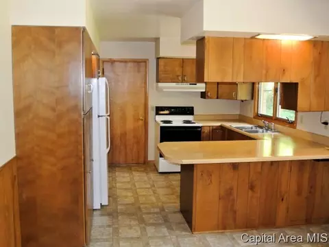 2123 Barberry Dr, Springfield, IL 62704 photo 5