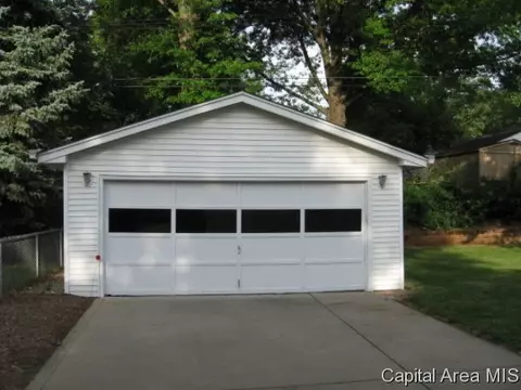 1328 Valley Dr, Springfield, IL 62702 photo 18