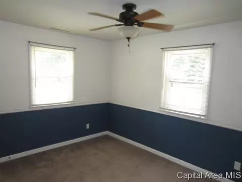 123 Circle Dr, Springfield, IL 62704 photo 8