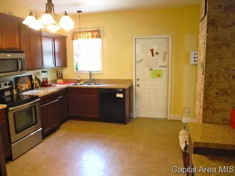 850 S Macarthur Blvd, Springfield, IL 62704 photo 10