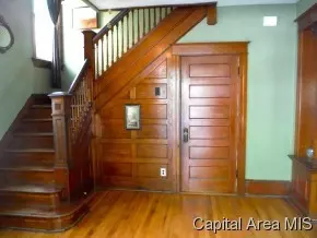 850 S Macarthur Blvd, Springfield, IL 62704 photo 2