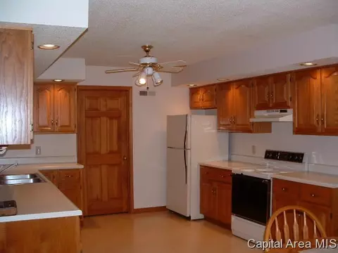 4155 Hazelcrest, Springfield, IL 62703 photo 3