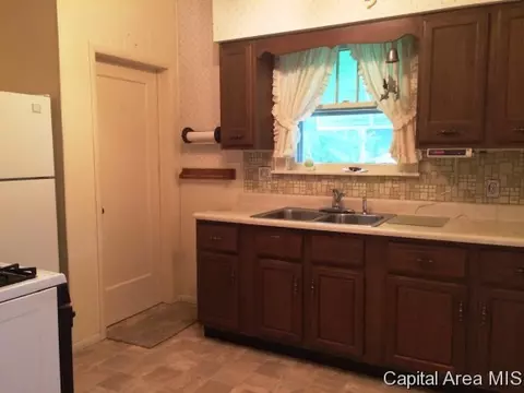 2358 Yale Blvd, Springfield, IL 62703 photo 14