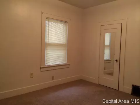 2358 Yale Blvd, Springfield, IL 62703 photo 9