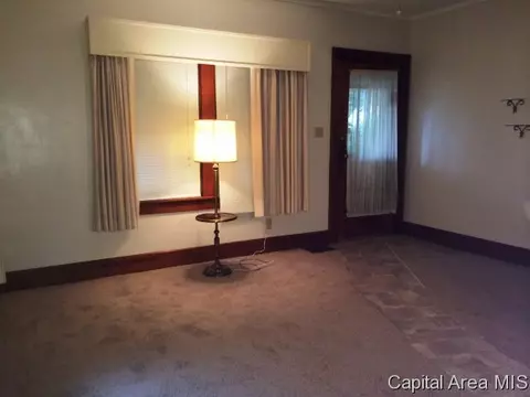 2358 Yale Blvd, Springfield, IL 62703 photo 2