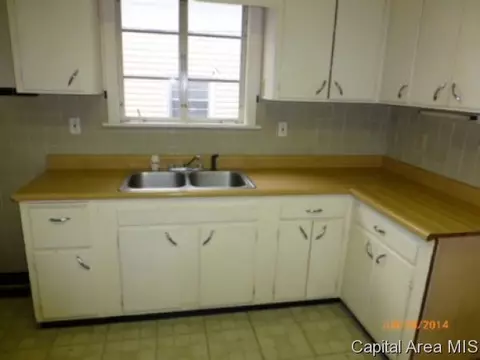 1220 N 5th Street St, Springfield, IL 62702 photo 6