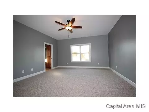 2001 West Rd, Springfield, IL 62711 photo 12