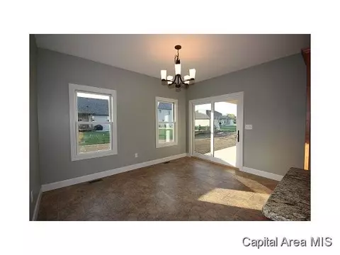 2001 West Rd, Springfield, IL 62711 photo 10