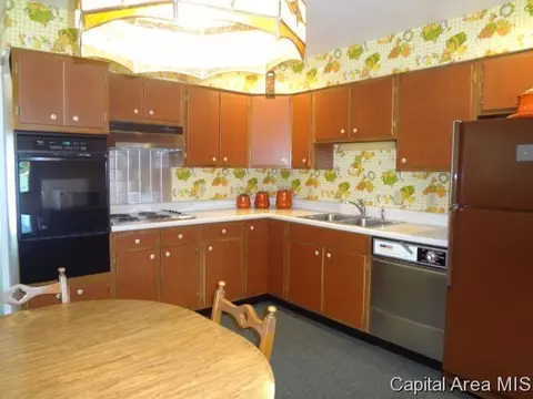 2116 N 24th St, Springfield, IL 62702 photo 8