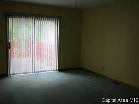 2833 S 3rd St, Springfield, IL 62703 photo 8