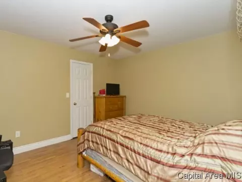 3204 Red Bud Ln, Springfield, IL 62712 photo 17