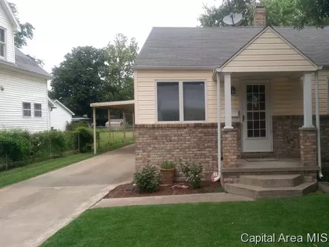 129 E Stoddard, Virden, IL 62690 photo 18