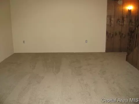 9 Marian Ln, Springfield, IL 62704 photo 6