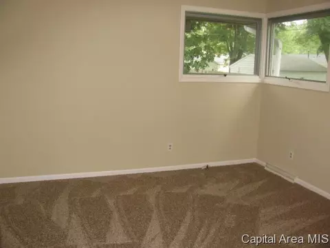 9 Marian Ln, Springfield, IL 62704 photo 11