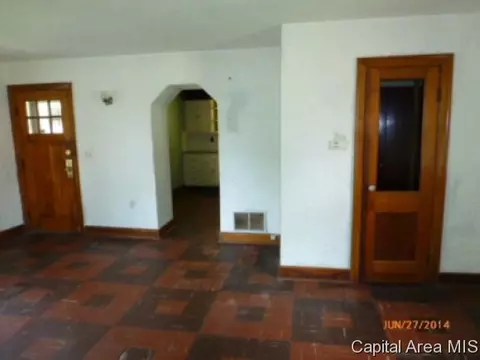 3109 E Division, Springfield, IL 62702 photo 4