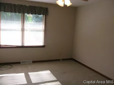 119 Exeter Ct, Springfield, IL 62704 photo 12