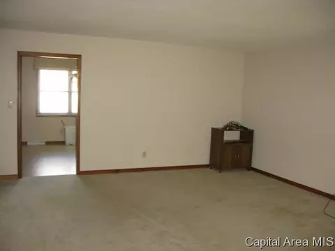 119 Exeter Ct, Springfield, IL 62704 photo 3
