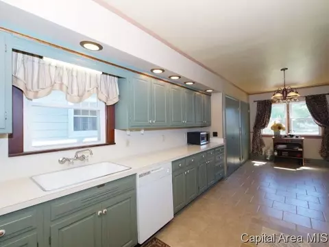 2324 S 4th St, Springfield, IL 62703 photo 9