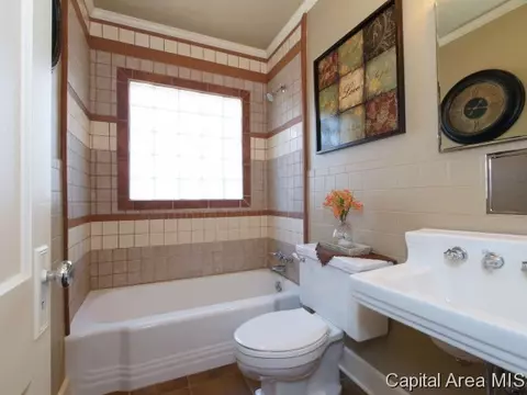 2324 S 4th St, Springfield, IL 62703 photo 18