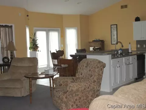 6801 Ninebark Dr, Springfield, IL 62712 photo 5