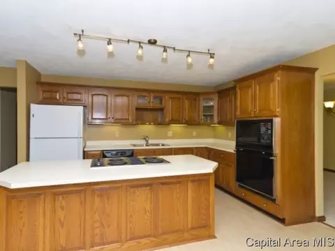 112 Natchez Trce, Springfield, IL 62704 photo 6