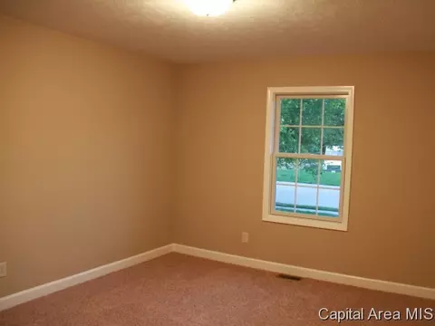 1605 Hoechester Rd, Springfield, IL 62712 photo 13