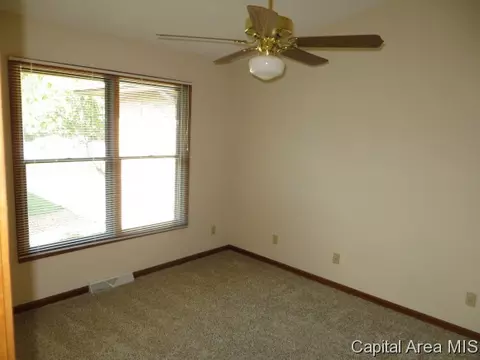 3060 Cascade, Springfield, IL 62704 photo 9