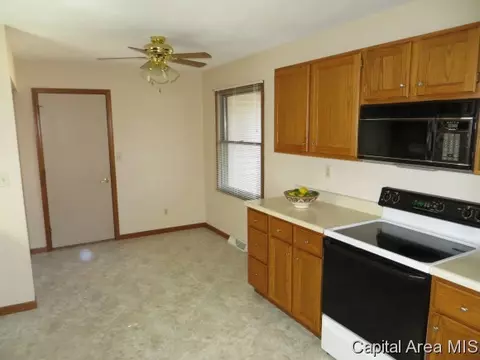 3060 Cascade, Springfield, IL 62704 photo 5