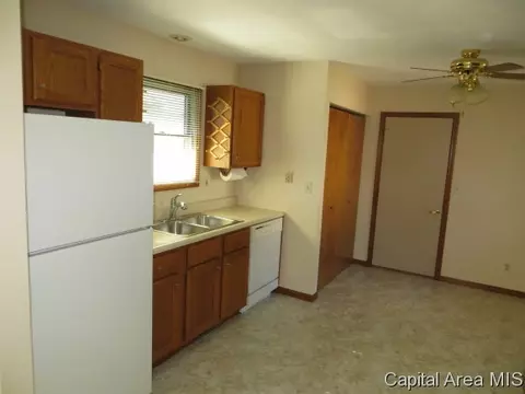 3060 Cascade, Springfield, IL 62704 photo 7