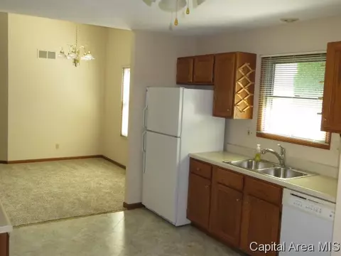 3060 Cascade, Springfield, IL 62704 photo 6