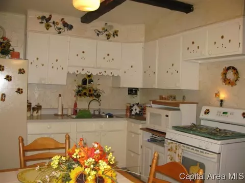 1817 Greentree Rd, Springfield, IL 62703 photo 7