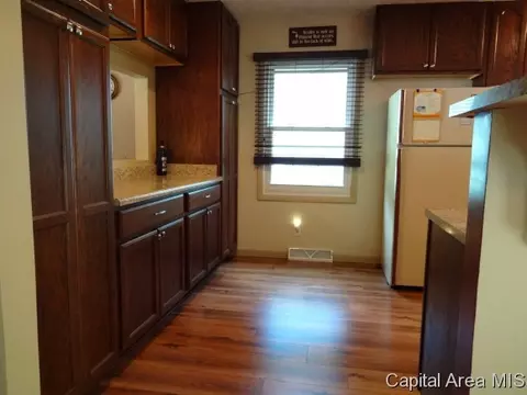 46 Coachlight Ct, Springfield, IL 62703 photo 8