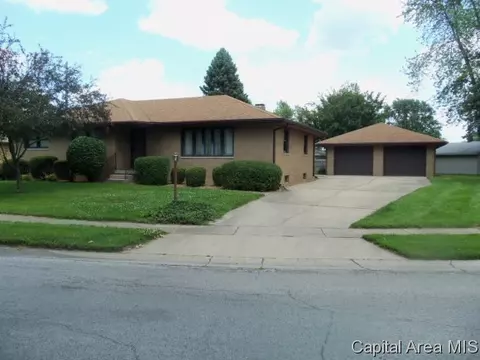 4 Providence Ln, Springfield, IL 62711 photo 2