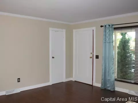 76 Foresters Ln, Springfield, IL 62704 photo 8