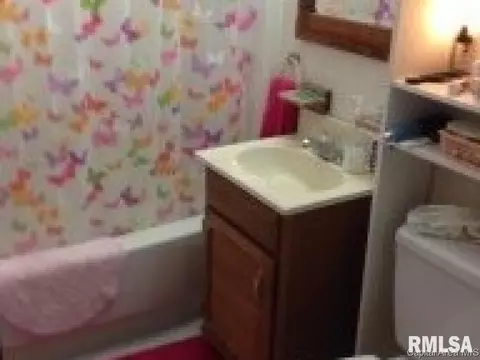 3110 E Division, Springfield, IL 62702 photo 8