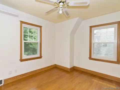 900 S Park Ave, Springfield, IL 62704 photo 18