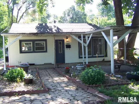 3010 S 12th St, Springfield, IL 62703 photo 1