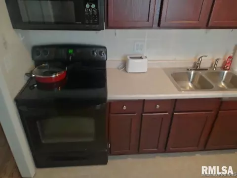 1609 21st Street St, Springfield, IL 62702 photo 4