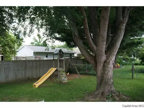 5284 Buford St, Springfield, IL 62703 photo 17