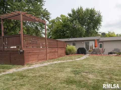 2633 Idlewild Dr, Springfield, IL 62704 photo 15