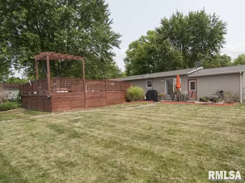 2633 Idlewild Dr, Springfield, IL 62704 photo 13